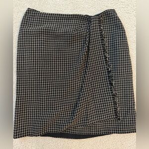 Emanuel Ungaro Black Houndstooth Skirt with fringe